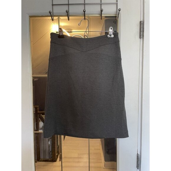 Adrienne Vittadini Grey A-Line Skirt Women's Size 4 Classic Office Skirt - Picture 3 of 5